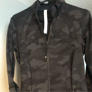 WOMENS LULULEMON DEFINE JACKET HERITAGE CAMO